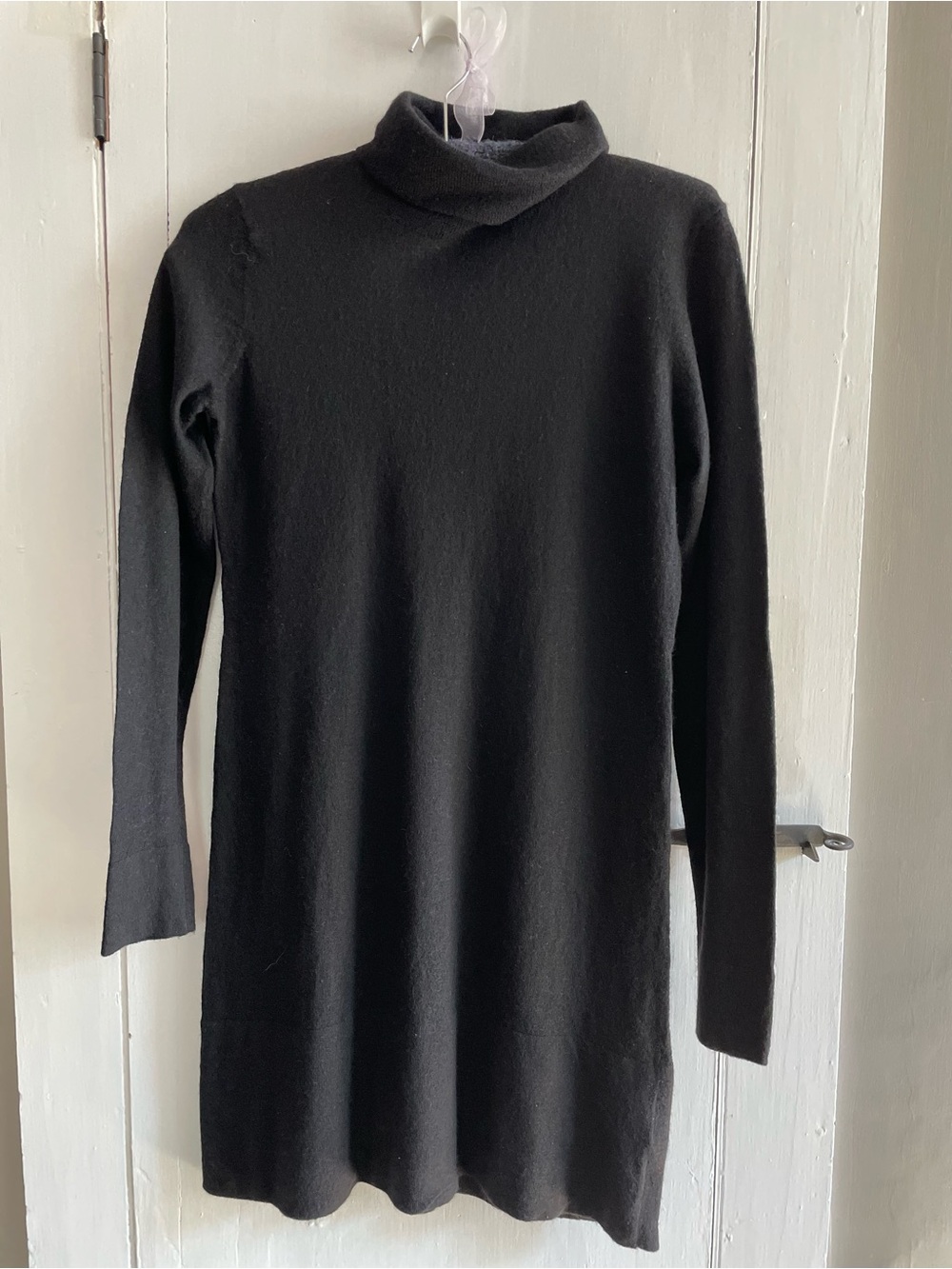 100% Merino Wool Black Turtleneck Long-Sleeve Women’s Dress Size Large